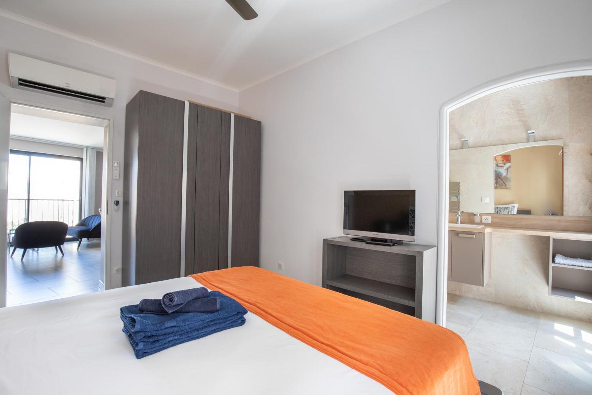 Au Coeur De L'Isle Apartment Ngoại thất bức ảnh